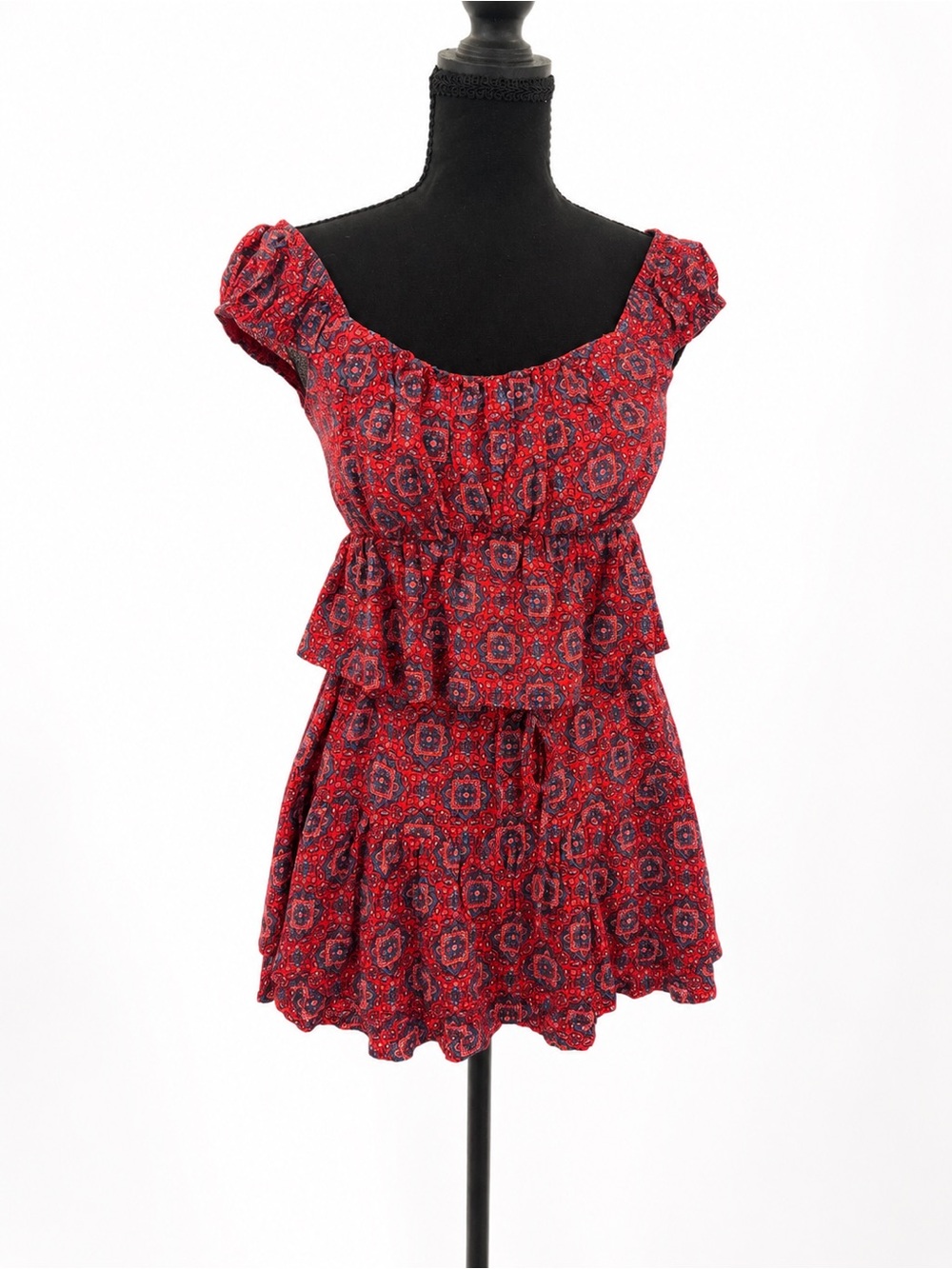 Rewind Red Medallion Print 2 Piece Set Crop Top S Ruffle Shorts